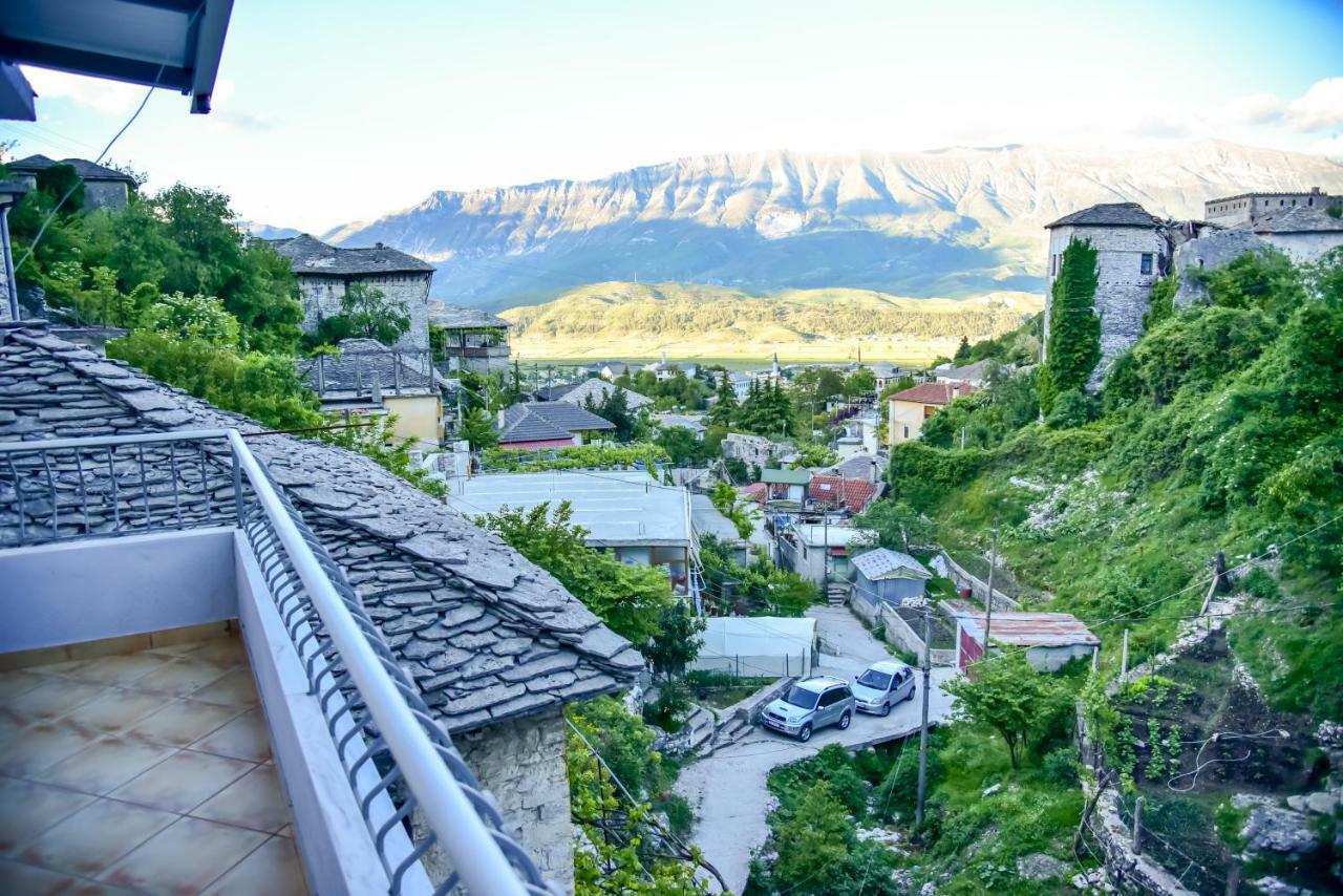 Grandma'S Home Гірокастра Екстер'єр фото